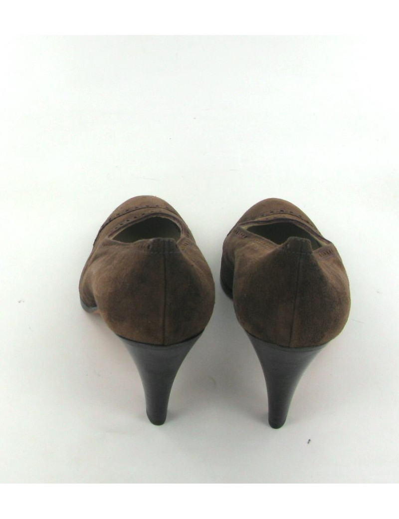 Escarpins CHANEL T 38 en daim marron foncé