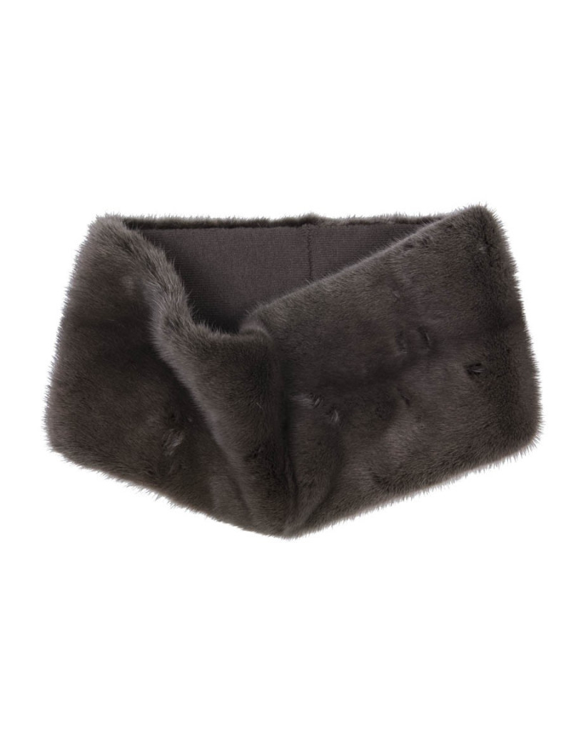 N8 round neck in taupe color mink