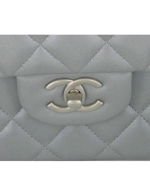 Jumbo CHANEL en cuir gris matalisé