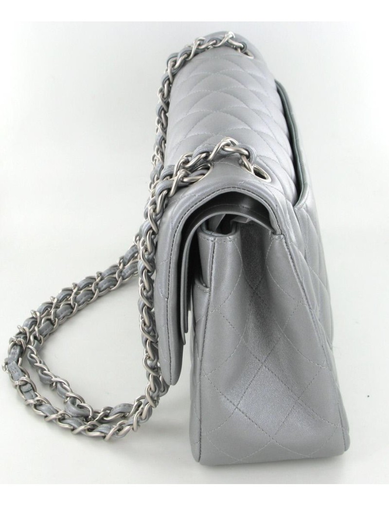 Jumbo CHANEL en cuir gris matalisé