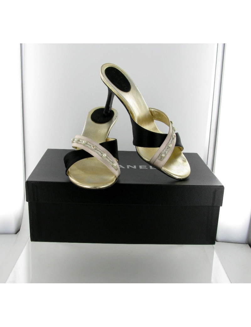 Couture CHANEL t 36 black and champagne silk mules