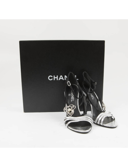 Sandales t 38.5 CHANEL camélia strass