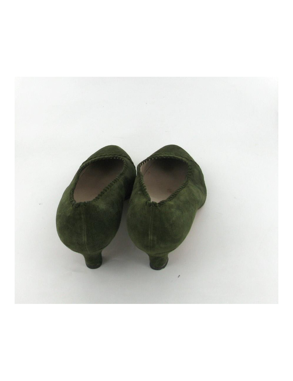 Escarpins CHANEL T 38 daim vert et petit talon