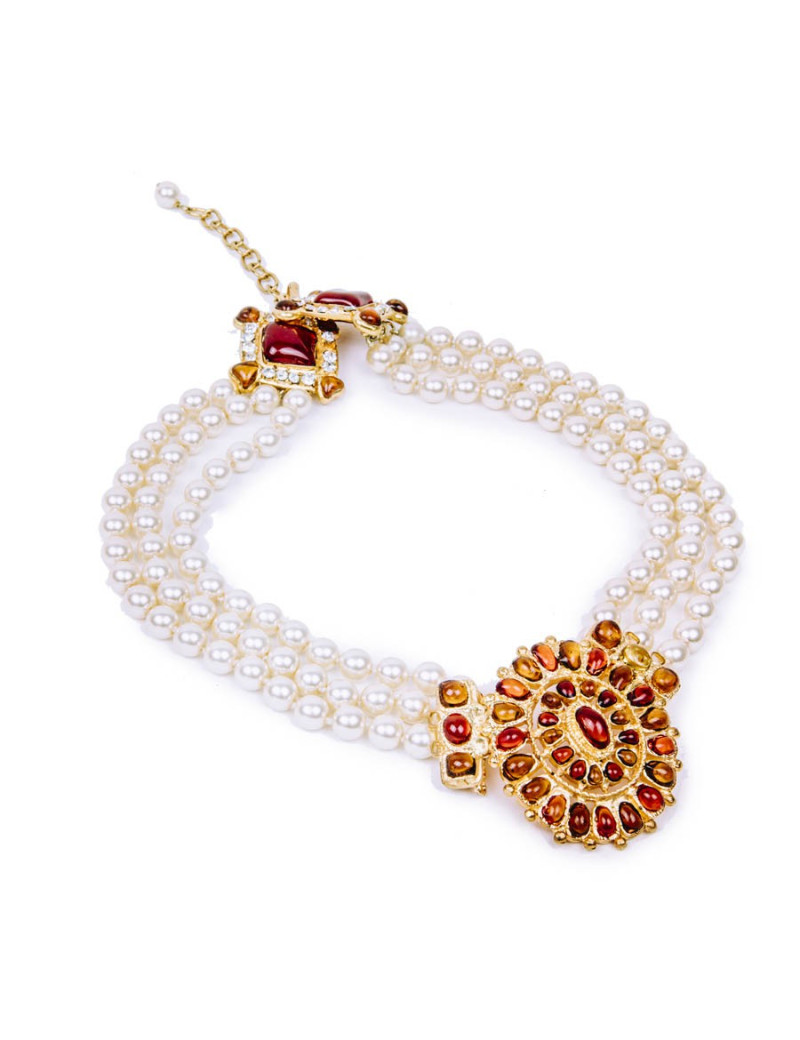 MARGUERITE DE VALOIS byzantin triple-row necklace in pearls and molten glass