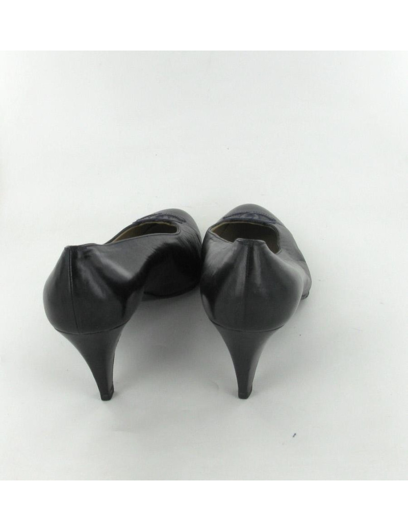 Escarpins CHANEL T 38 cuir noir