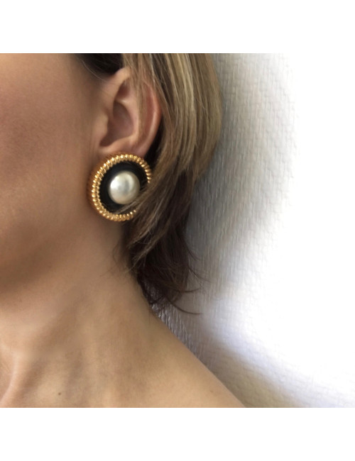 Boucles d'oreille clips CHANEL vintage perles nacrées