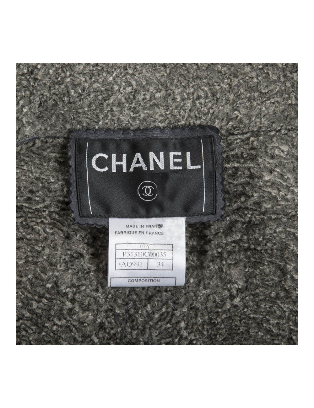 Veste CHANEL T 34 en peau retournée gris éléphant
