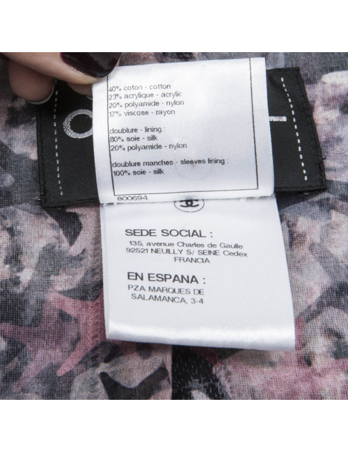 Veste CHANEL T 40  grise et mauve croisée