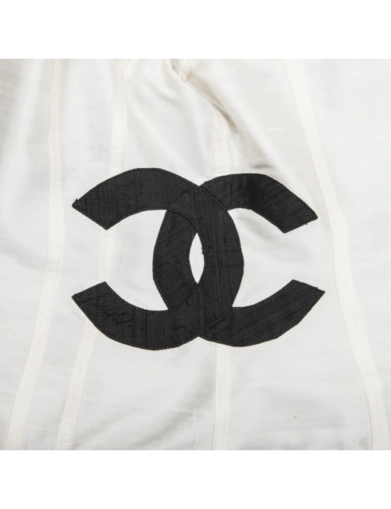 Veste CHANEL réversible noire et ivoire 