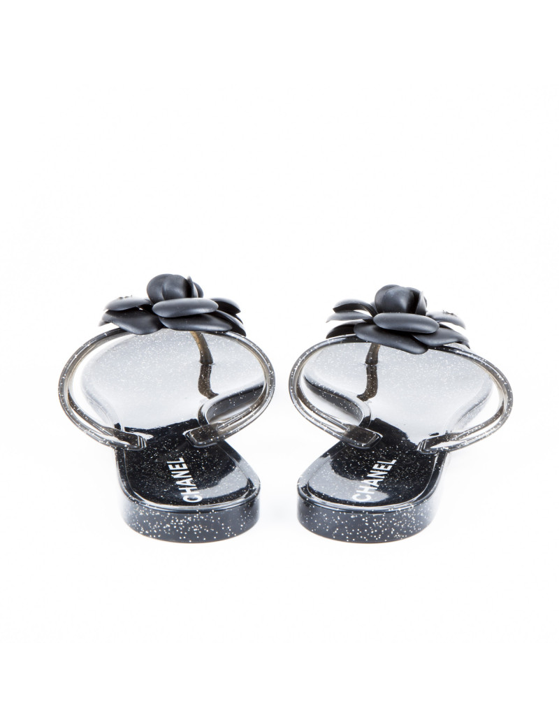 Sandales CHANEL T 40 gris et paillettes