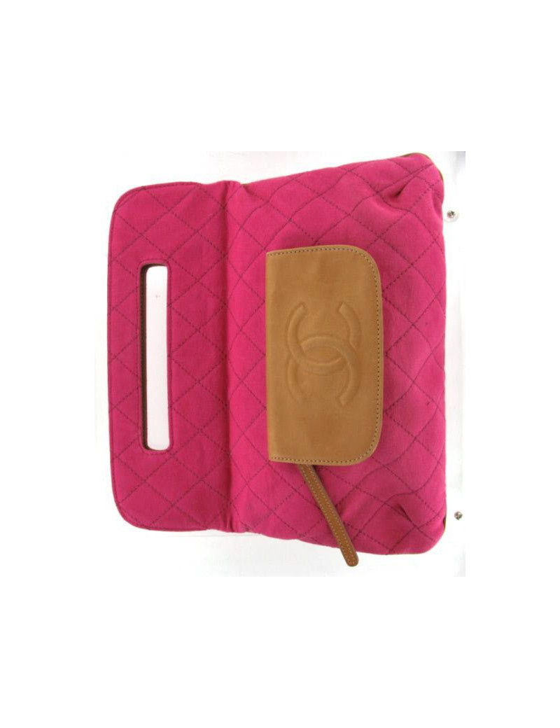 Pochette CHANEL en tissu rose et cuir gold