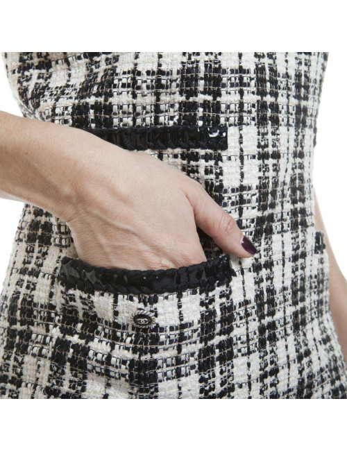  Robe CHANEL T 38 blanche et noire