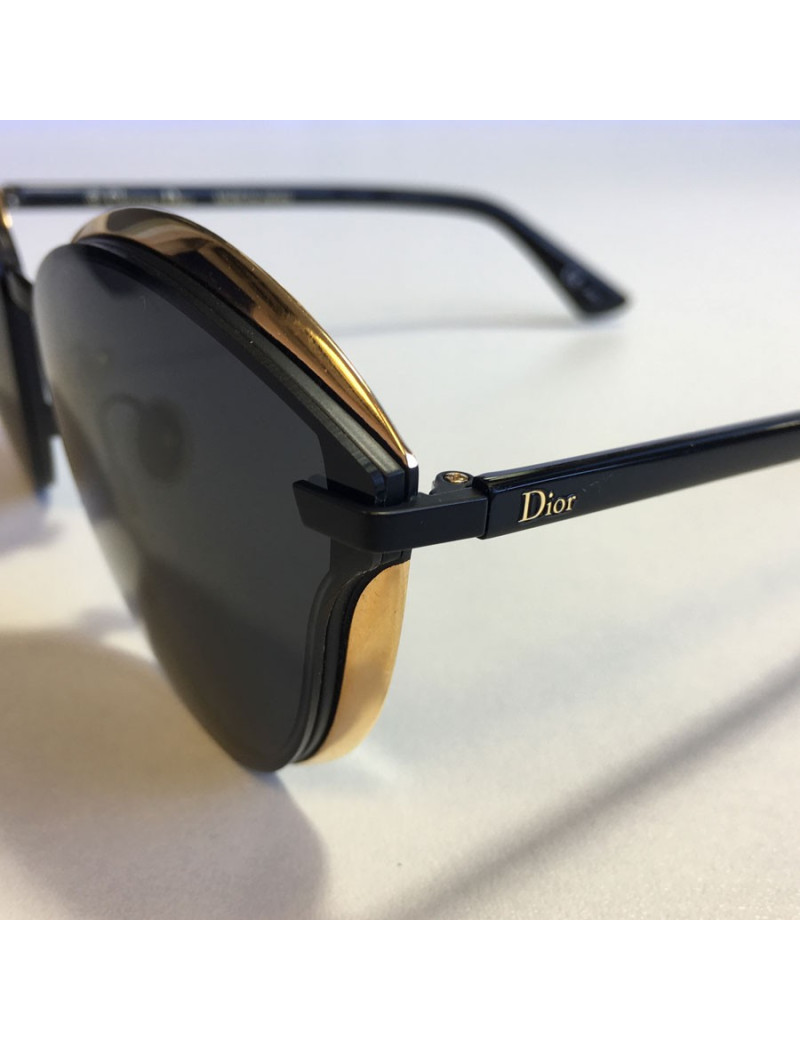 Lunettes de soleil DIOR 'Murmure P8A/Y1' en titane noir et verres gris foncé