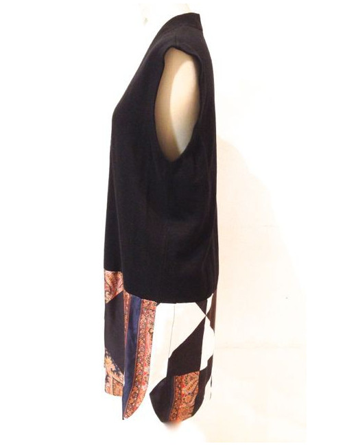 Robe et Tshirt GIVENCHY motif foulard Taille L