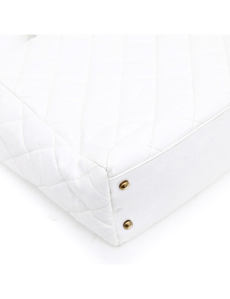 Sac cabas CHANEL cuir vieilli blanc 