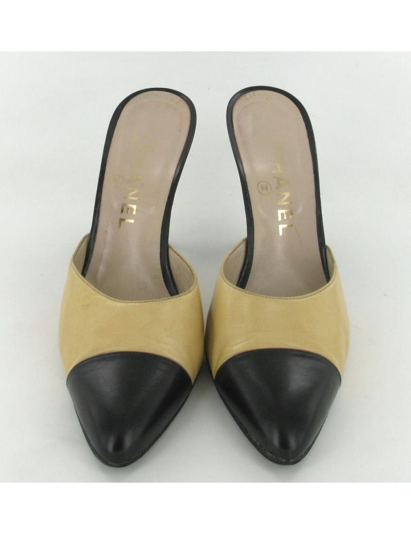 Mules CHANEL T39 bicolores
