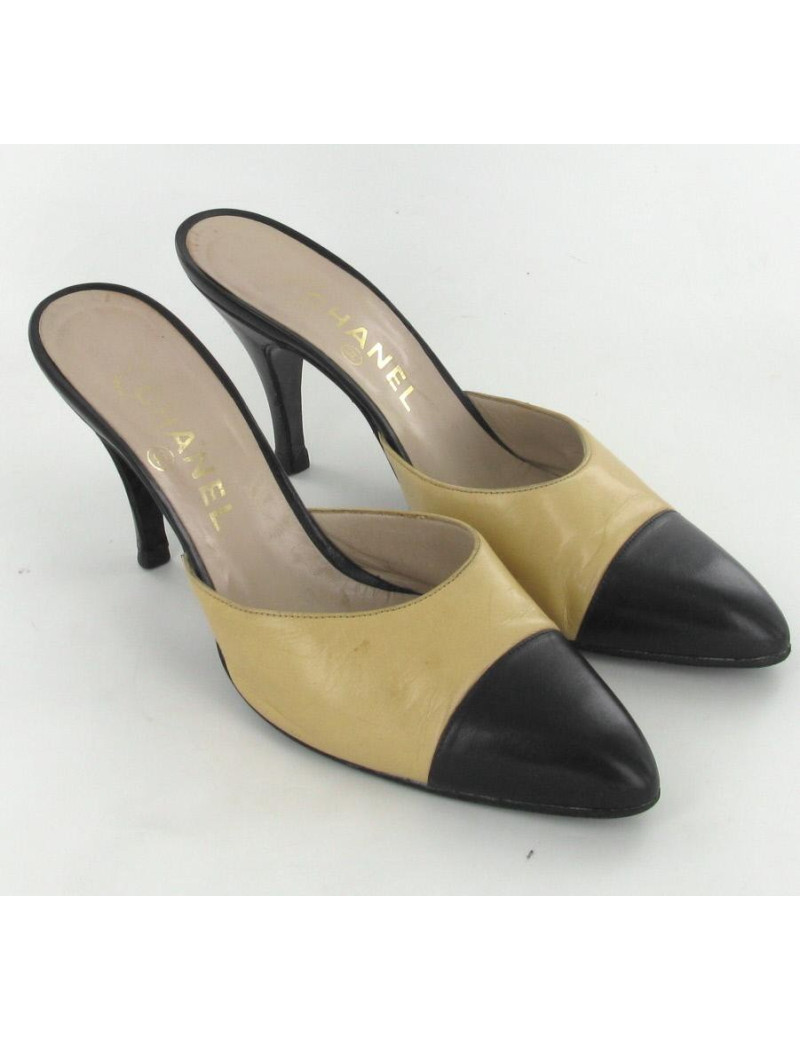 Mules CHANEL T39 bicolores