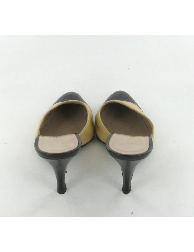 Mules CHANEL T39 bicolores