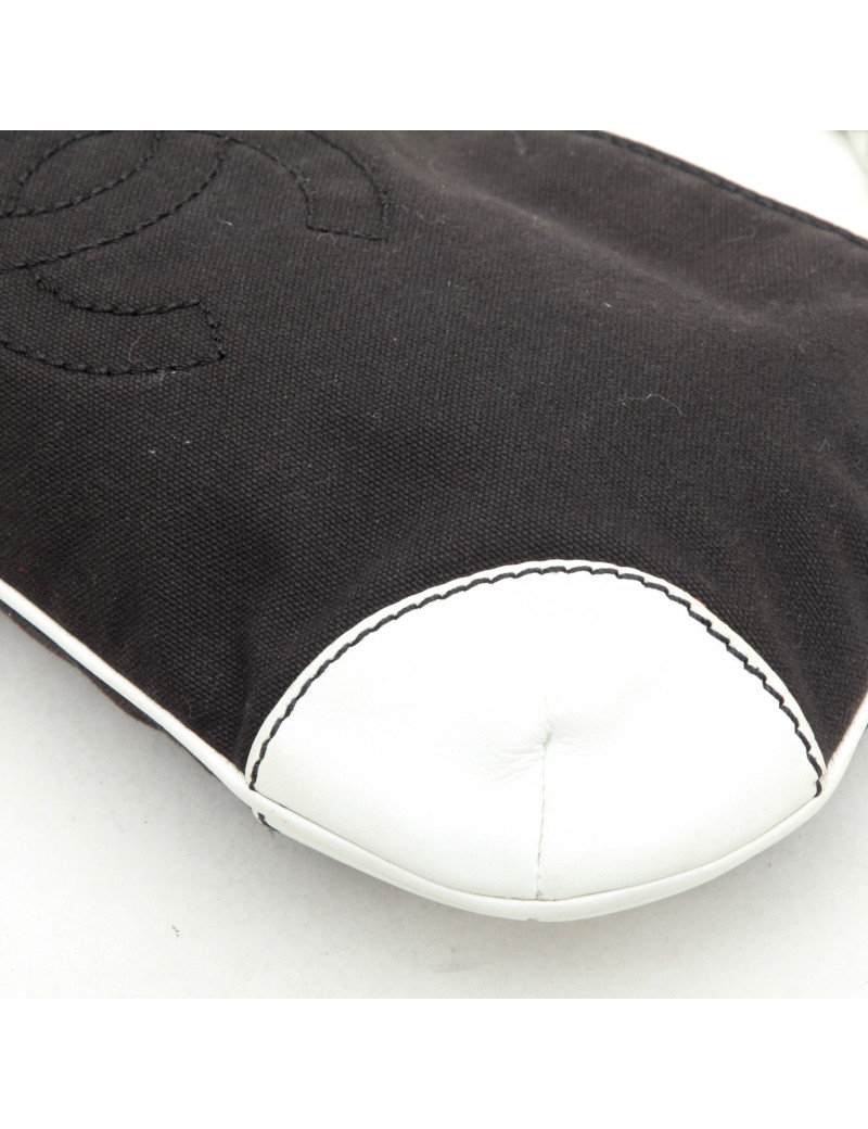 CHANEL bag in black canvas and white leather