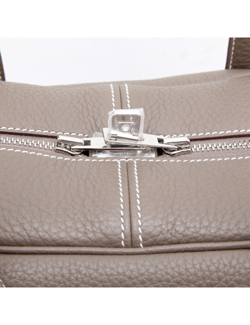 HERMES Victoria bag in étoupe clemence taurillon leather