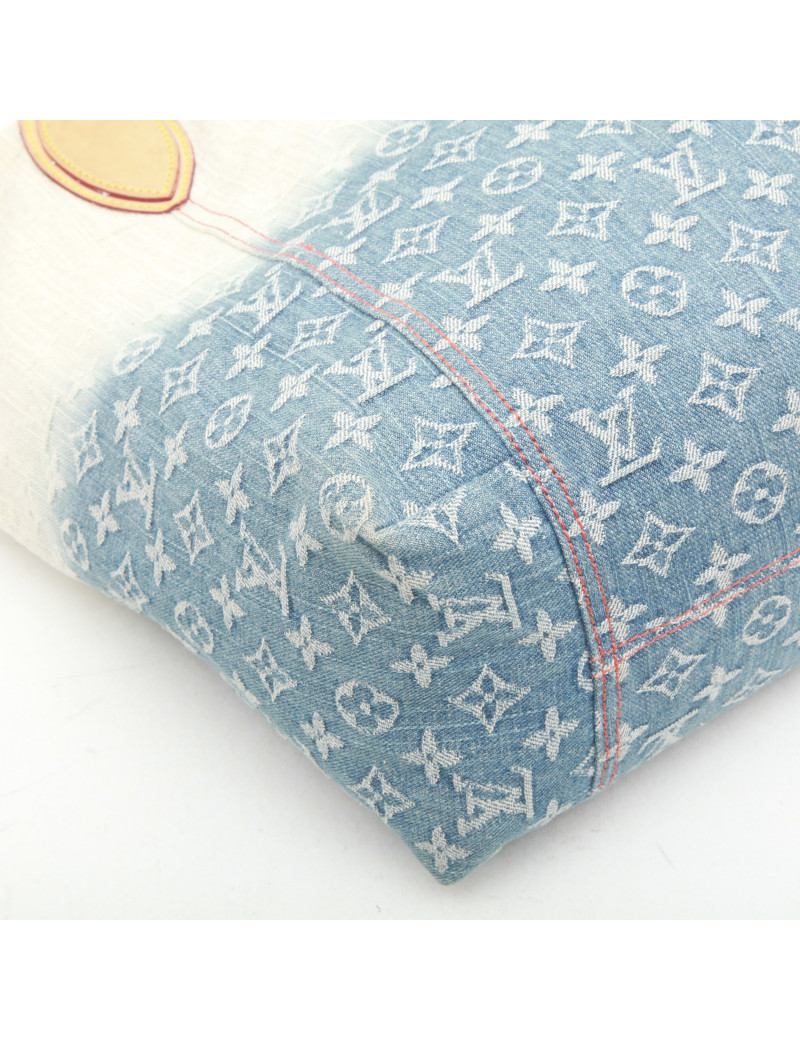 LOUIS VUITTON tote bag in two tone blue to beige monogram fabric