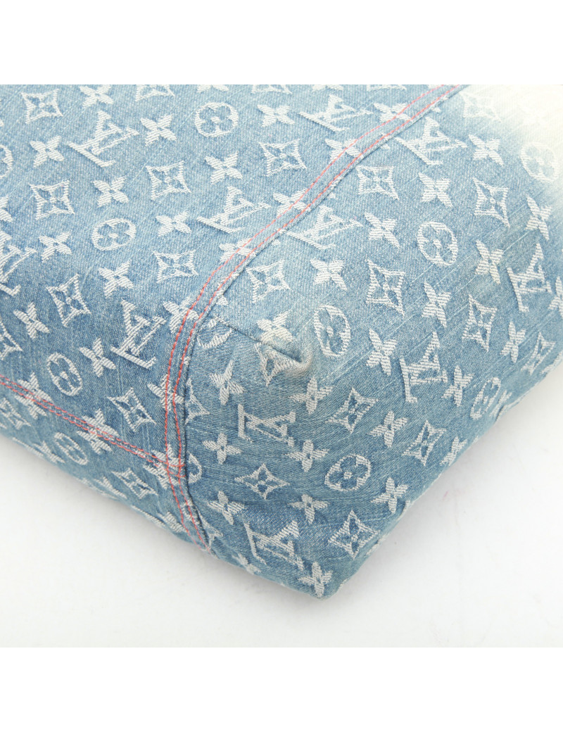 LOUIS VUITTON tote bag in two tone blue to beige monogram fabric