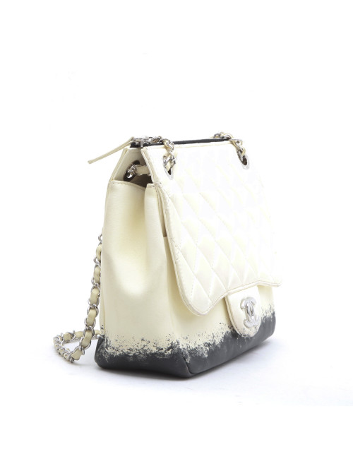 Sac CHANEL cuir d'agneau bicolore beige et noir