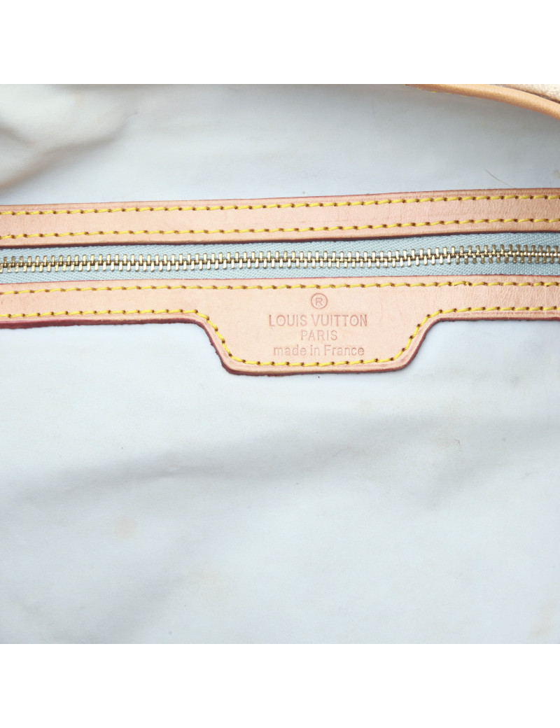 LOUIS VUITTON tote bag in two tone blue to beige monogram fabric