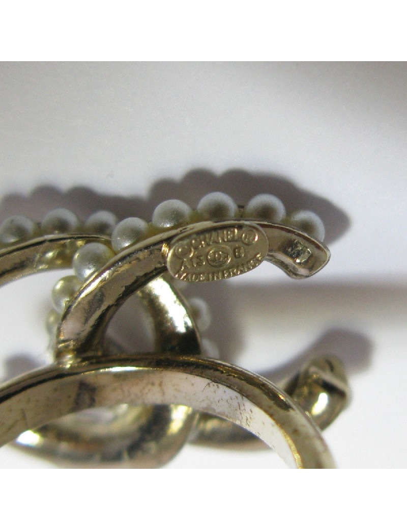 Bague CHANEL perles nacrées