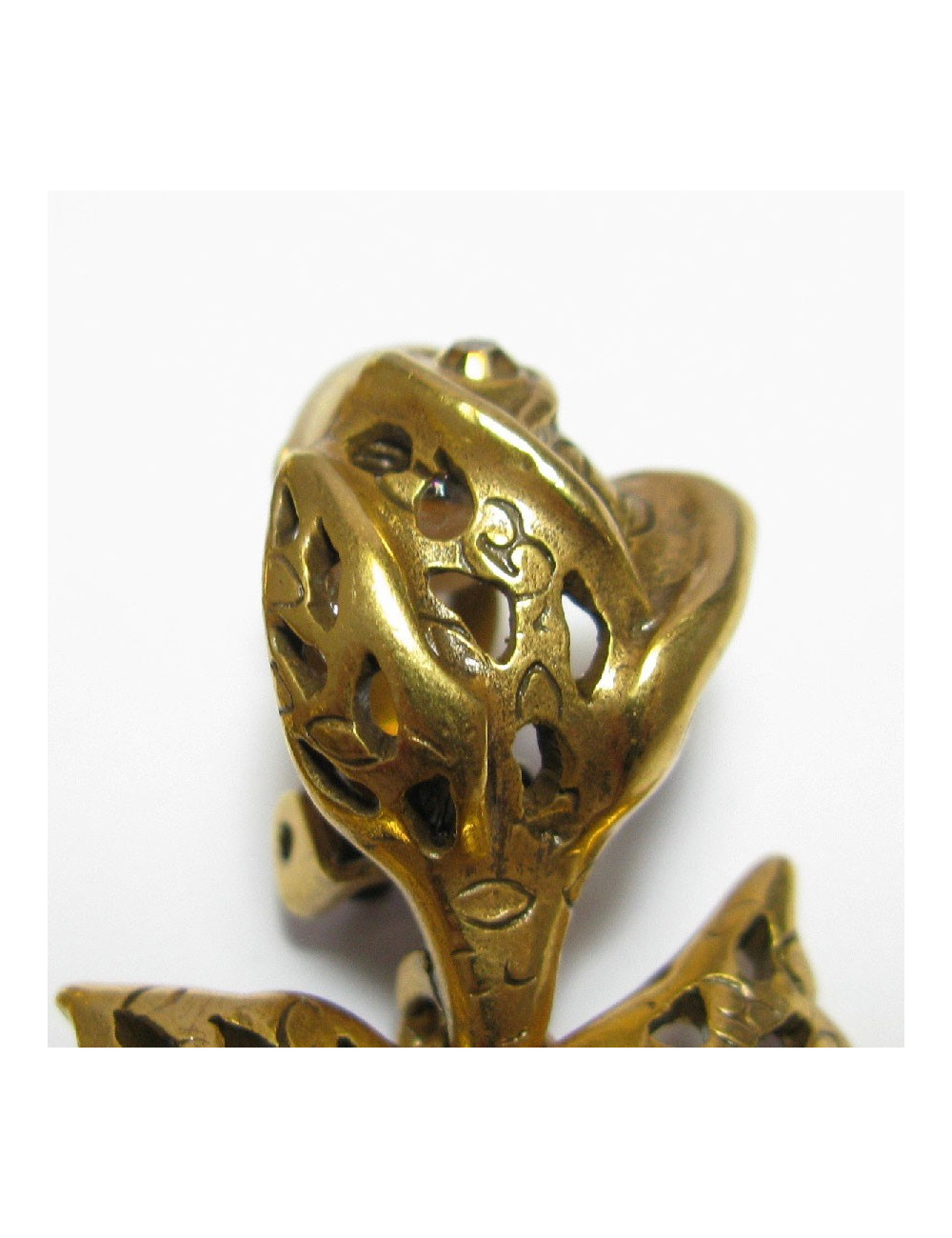 OSCAR DE LA RENTA pendant clip-on earrings in gilded metal