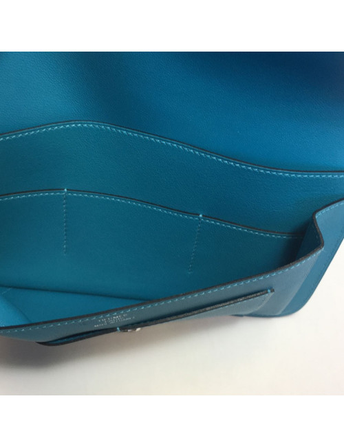 Portefeuille Dogon Duo HERMES grand modèle en veau swift turquoise