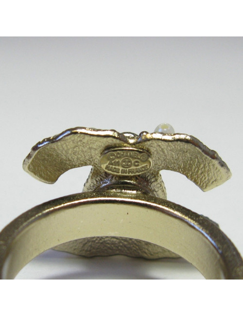 CHANEL CC ring in gilt metal set with pearl beads size 53FR