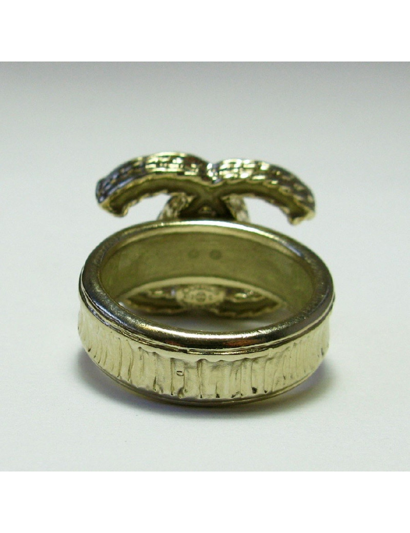 CHANEL CC ring 54FR in gilded metal set with rhinestones 