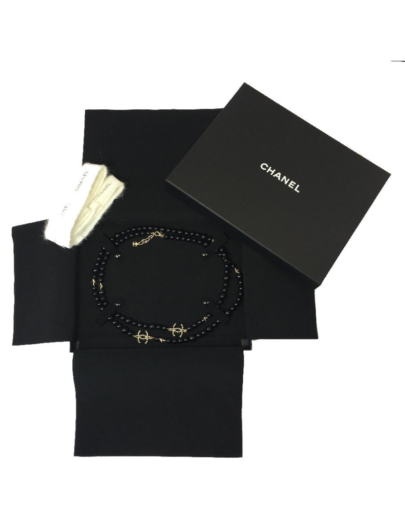 Sautoir CHANEL perles noires