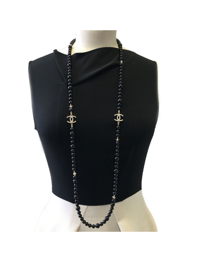 Sautoir CHANEL perles noires et CC dorés