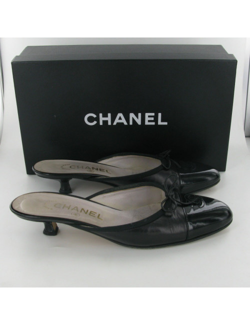 Mules CHANEL T36 cuir et vernis noir