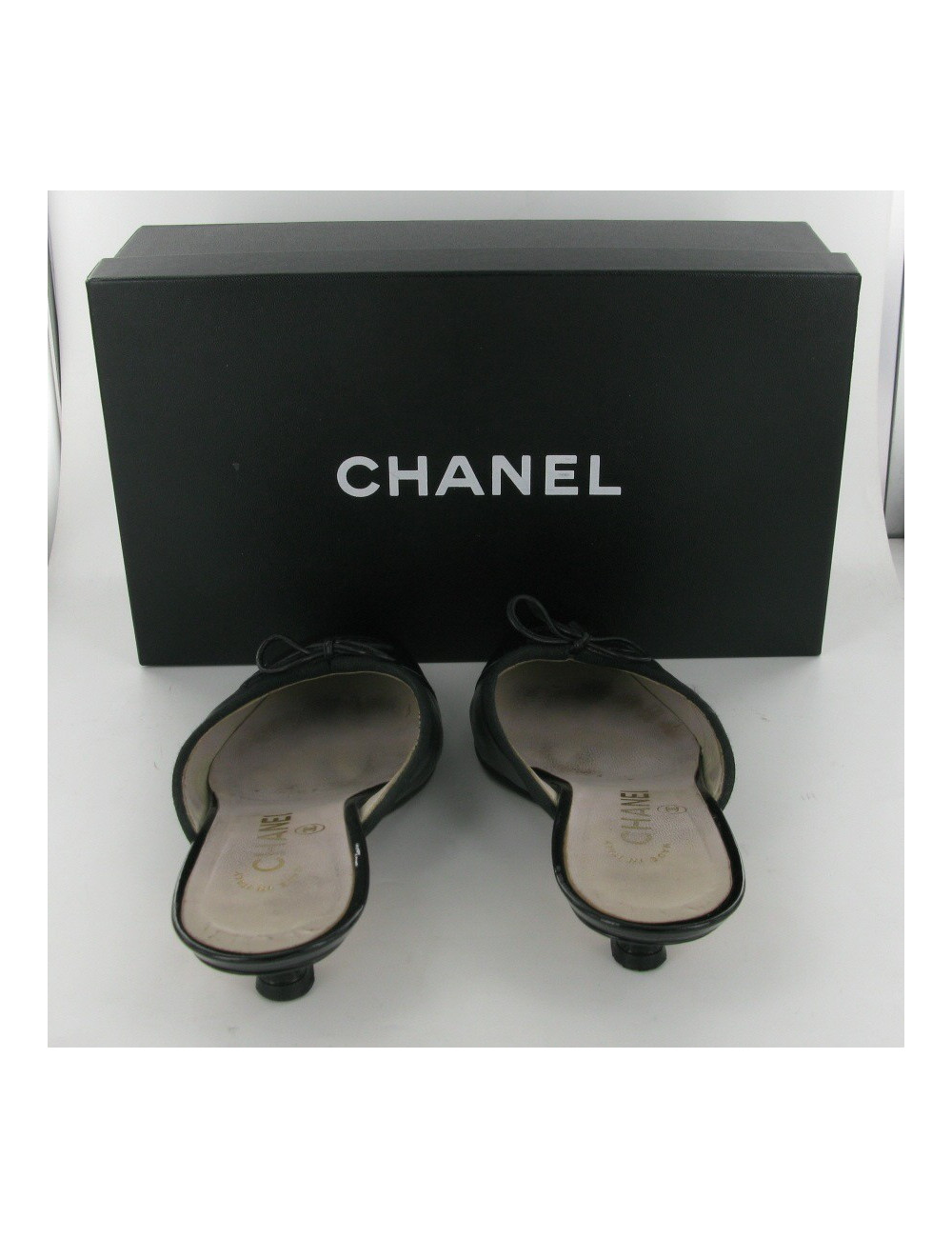 Mules CHANEL T36 cuir et vernis noir