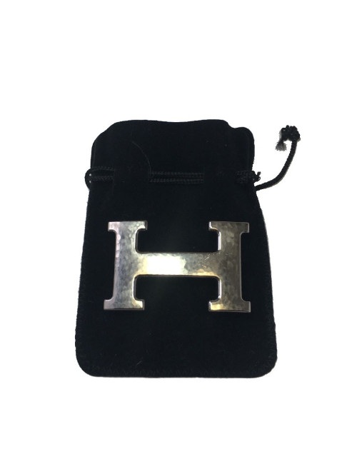 Boucle H HERMÈS métal palladié martelé