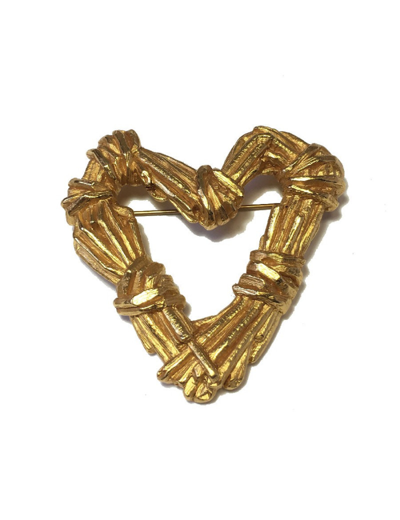 Broche CHRISTIAN LACROIX coeur en métal doré