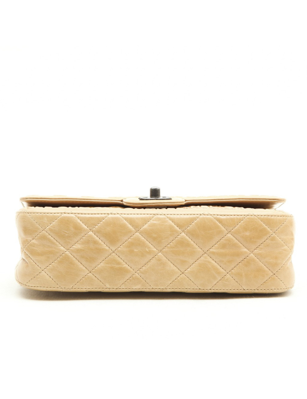 Sac CHANEL cuir d'agneau embossé "CC CHANEL" beige