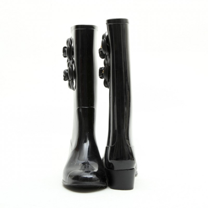 Chanel Shoes Rain boots Kneehigh Black with White Rubber Preowned in  Box Size 36  Julia Rose Boston  Shop