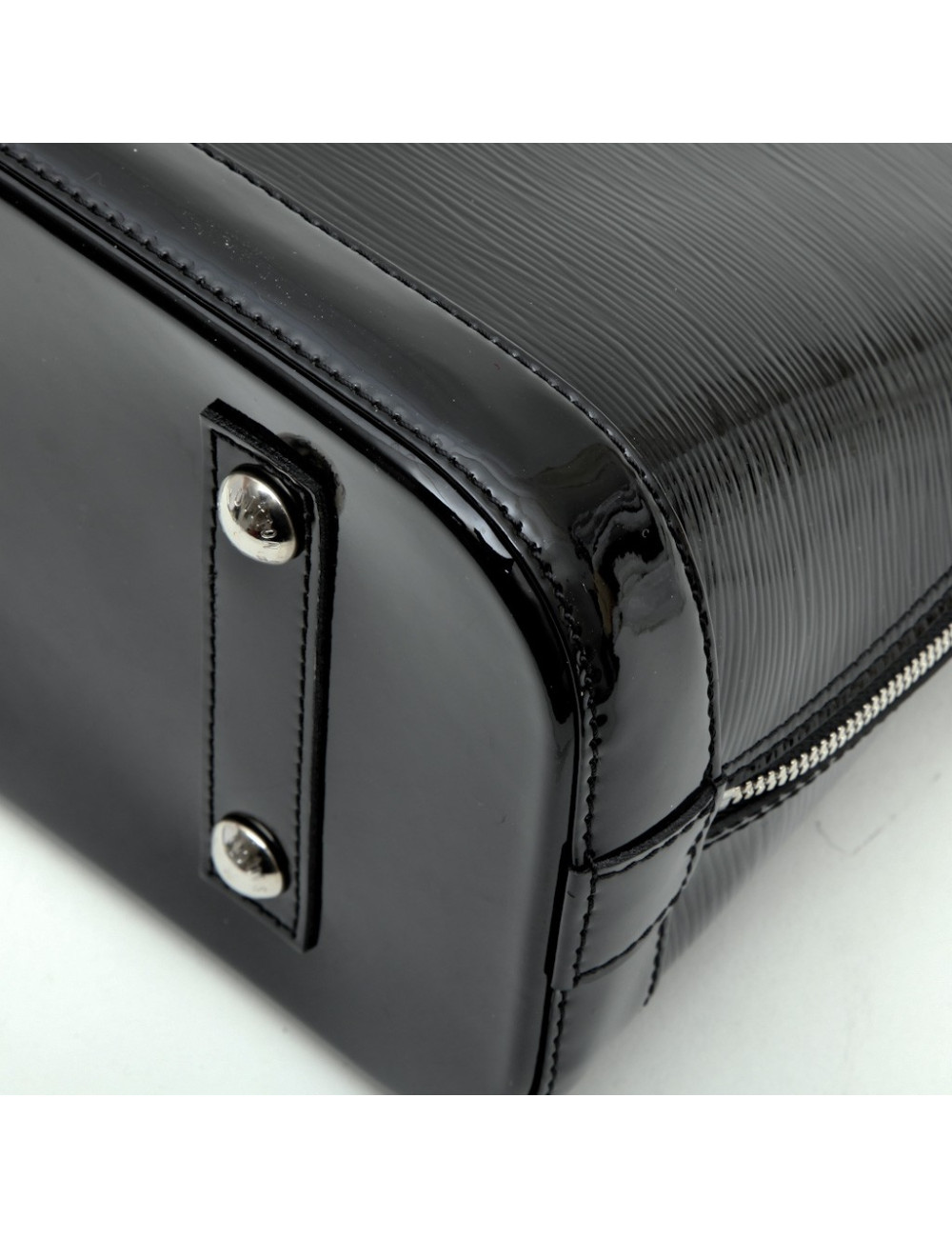 Sac Alma LOUIS VUITTON verni noir