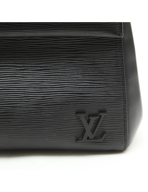 LOUIS VUITTON bag in black épi leather