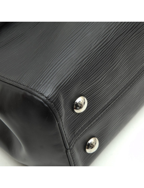 LOUIS VUITTON bag in black épi leather