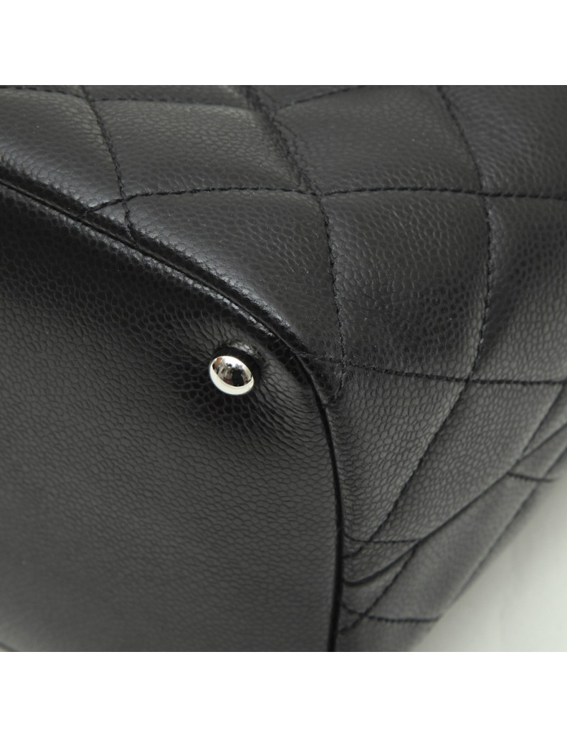 CHANEL tote bag in black grained leather