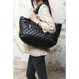 Large grained black leather CHANEL bag - VALOIS VINTAGE PARIS