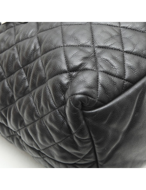 CHANEL 'Cocoon' bag in black quilted grained leather