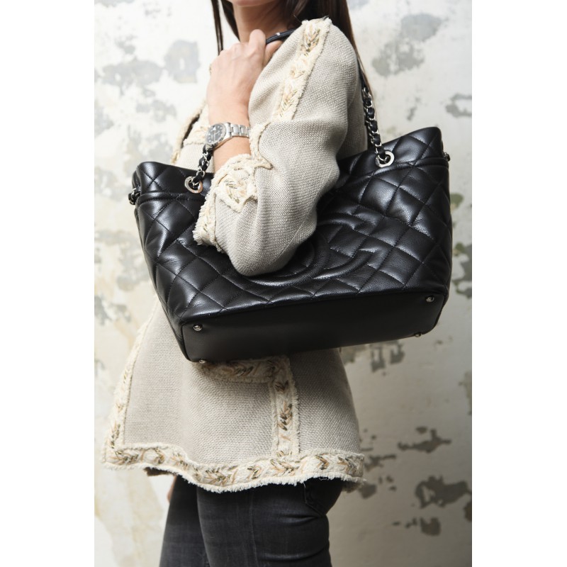 CHANEL Tote Bag in Black Grained Leather Big Model - VALOIS