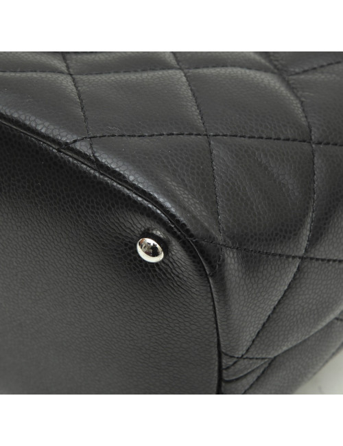 Sac cabas CHANEL en cuir graine noir