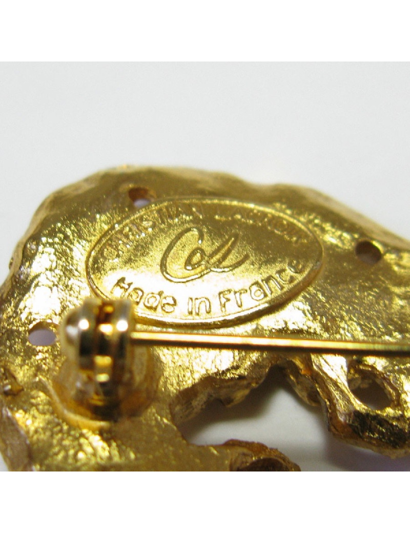 CHRISTIAN LACROIX heart brooch in gilt metal and rhinestones